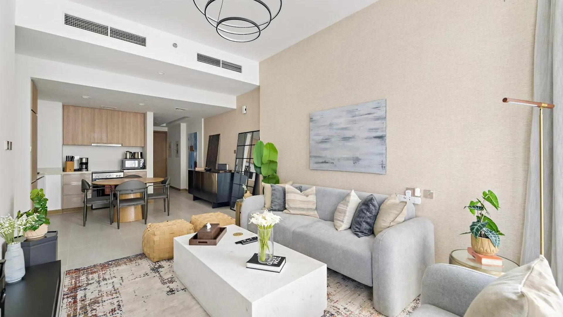 Appartement Stylish 2Br In Business Bay Canal View Pool & Gym Dubaï