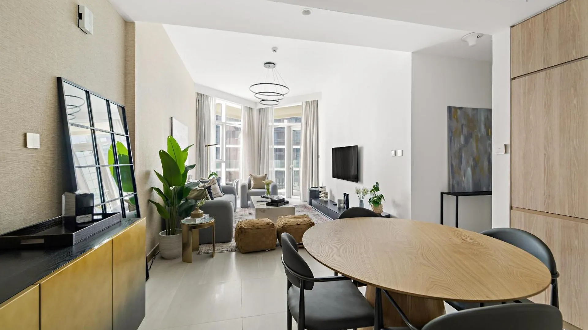 Appartement Stylish 2Br In Business Bay Canal View Pool & Gym Dubaï Émirats arabes unis